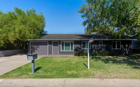 220 E Griswold Rd, Phoenix, AZ 85020 photo 2