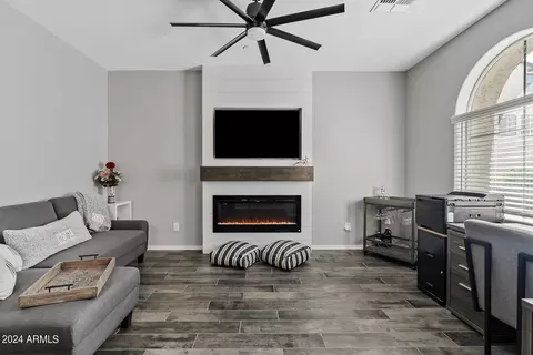 1675 E Bridgeport Pkwy, Gilbert, AZ 85295 photo 5