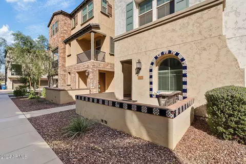 1675 E Bridgeport Pkwy, Gilbert, AZ 85295 photo 3