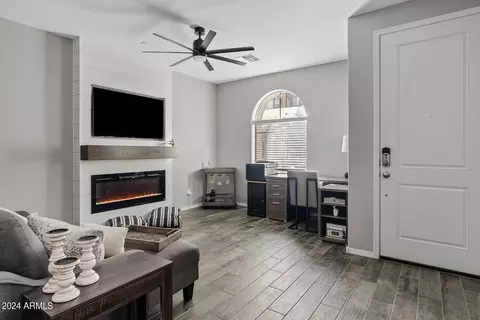 1675 E Bridgeport Pkwy, Gilbert, AZ 85295 photo 6