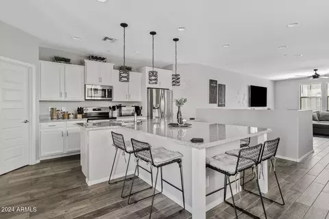 1675 E Bridgeport Pkwy, Gilbert, AZ 85295 photo 8