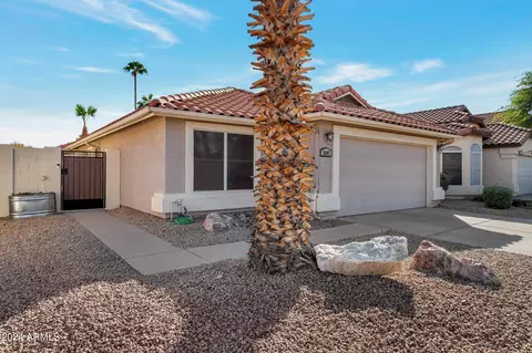 7597 W Kerry Ln, Glendale, AZ 85308