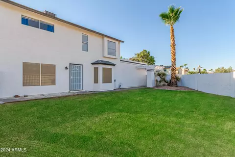 1527 E Topeka Dr, Phoenix, AZ 85024 photo 9