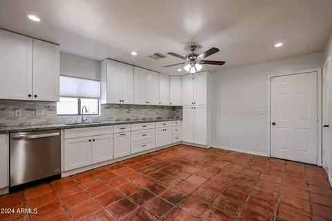 3503 E Dragoon Ave, Mesa, AZ 85204 photo 9