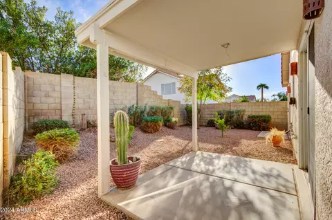 1315 E Helena Dr, Phoenix, AZ 85022