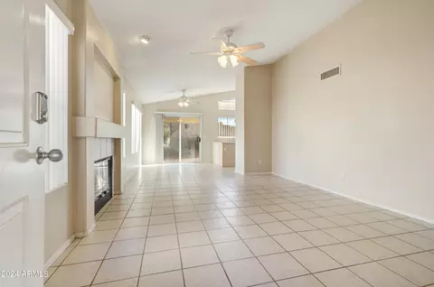 1315 E Helena Dr, Phoenix, AZ 85022 photo 5