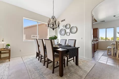Dining - 1075 S Parkcrest St, Gilbert, AZ 85296 photo 3 of 4
