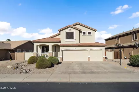 Exterior - 1075 S Parkcrest St, Gilbert, AZ 85296 photo 9 of 14