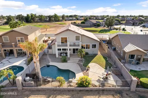 View/Area - 1075 S Parkcrest St, Gilbert, AZ 85296 photo 4 of 10