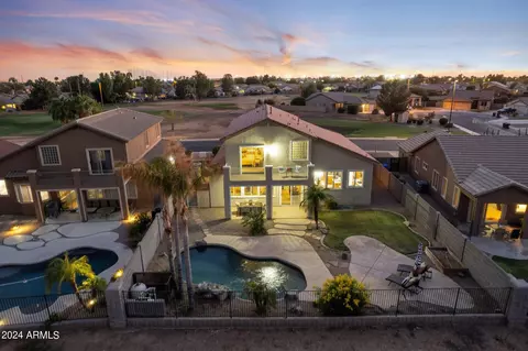 View/Area - 1075 S Parkcrest St, Gilbert, AZ 85296 photo 2 of 10