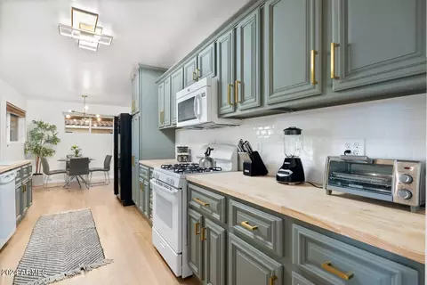 1809 E Minnezona Ave, Phoenix, AZ 85016 photo 11
