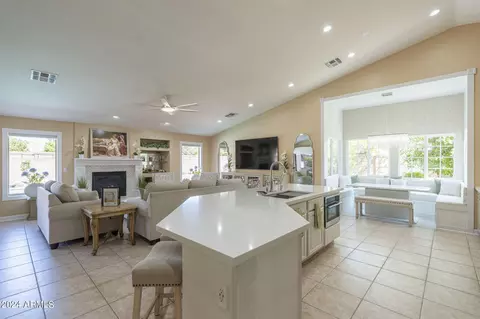 4444 E Downing Cir, Mesa, AZ 85205 photo 14