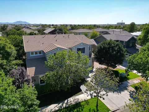 View/Area - 3669 E Morrison Ranch Pkwy, Gilbert, AZ 85296 photo 3 of 14
