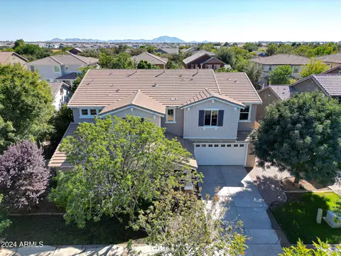 View/Area - 3669 E Morrison Ranch Pkwy, Gilbert, AZ 85296 photo 2 of 14