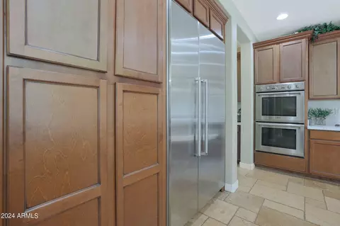 Kitchen - 3669 E Morrison Ranch Pkwy, Gilbert, AZ 85296 photo 4 of 5