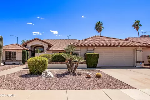 14803 W Buttonwood Dr, Sun City West, AZ 85375