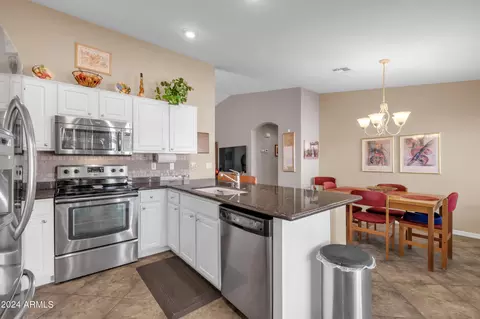 4618 E Walnut Rd, Gilbert, AZ 85298 photo 6