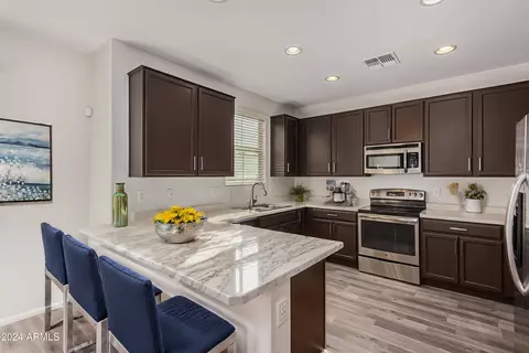 7772 W Pipestone Pl, Phoenix, AZ 85035