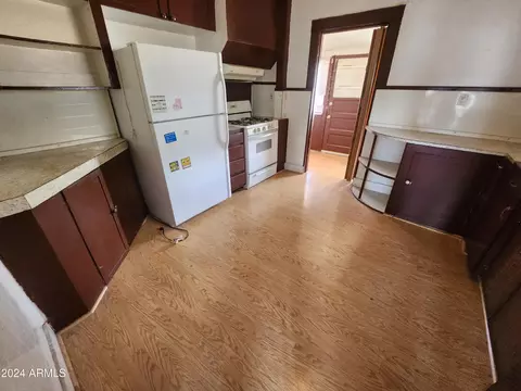 805 Congdon Ave, Bisbee, AZ 85603 photo 2