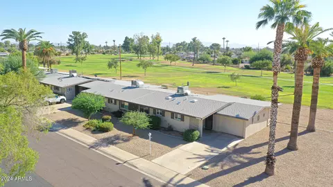 10413 W Oakmont Dr, Sun City, AZ 85351