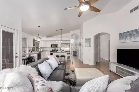 2234 E Donald Dr, Phoenix, AZ 85024 photo 12