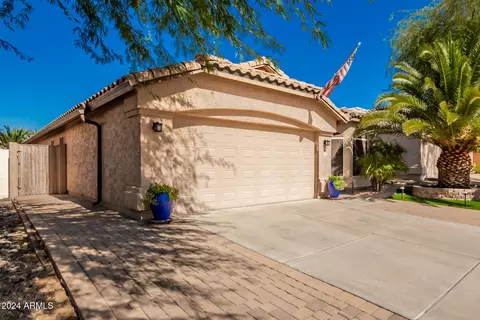 2234 E Donald Dr, Phoenix, AZ 85024 photo 2