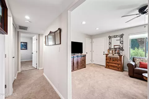 Entry Way - 5254 E Cicero St, Mesa, AZ 85205 photo 2 of 2