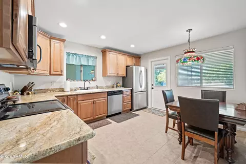 Kitchen - 5254 E Cicero St, Mesa, AZ 85205 photo 2 of 2