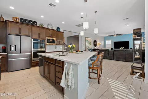 1119 E Paseo Way, Phoenix, AZ 85042 photo 12
