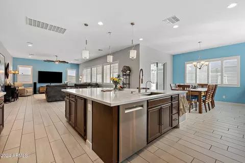 1119 E Paseo Way, Phoenix, AZ 85042 photo 10