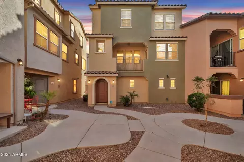 2127 N 77th Dr, Phoenix, AZ 85035