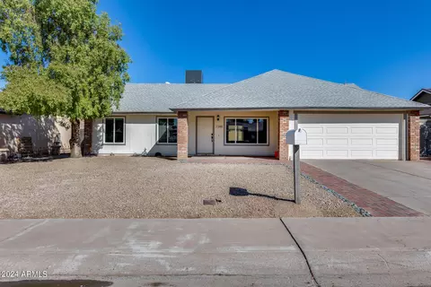 7348 W Peck Dr, Glendale, AZ 85303