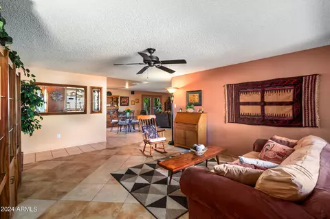 3919 E Pershing Ave, Phoenix, AZ 85032 photo 14