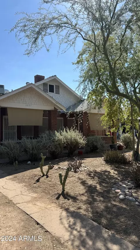 2205 N 11th St, Phoenix, AZ 85006