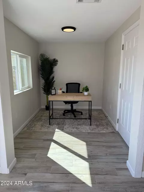 3467 E Hearn Rd, Phoenix, AZ 85032 photo 8