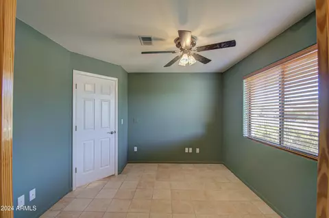 824 E Granada Ave, Apache Junction, AZ 85119 photo 16