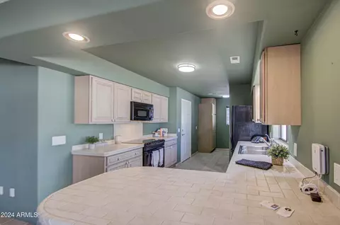 824 E Granada Ave, Apache Junction, AZ 85119 photo 11