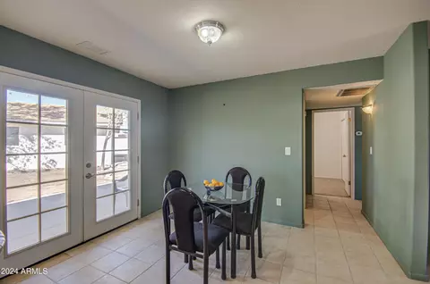 824 E Granada Ave, Apache Junction, AZ 85119 photo 7