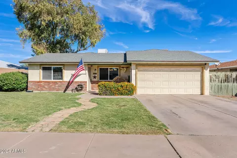 132 W Hillview St, Mesa, AZ 85201