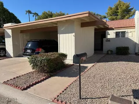 2402 W Rue De Lamour Ave, Phoenix, AZ 85029