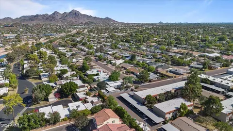 102 El Caminito Dr, Phoenix, AZ 85020 photo 18