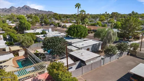 102 El Caminito Dr, Phoenix, AZ 85020 photo 17