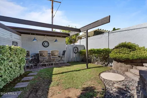 102 El Caminito Dr, Phoenix, AZ 85020 photo 46