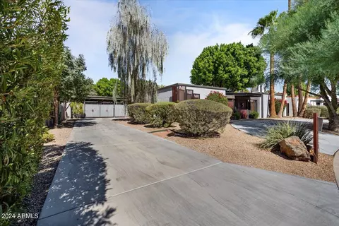 102 El Caminito Dr, Phoenix, AZ 85020 photo 9