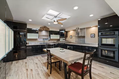 102 El Caminito Dr, Phoenix, AZ 85020 photo 25
