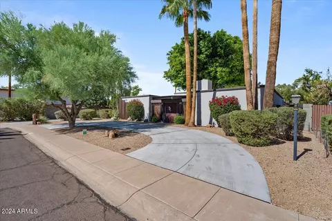 102 El Caminito Dr, Phoenix, AZ 85020 photo 7