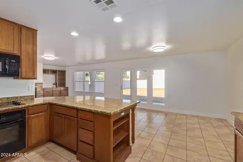 2230 E Bowker St, Phoenix, AZ 85040 photo 11