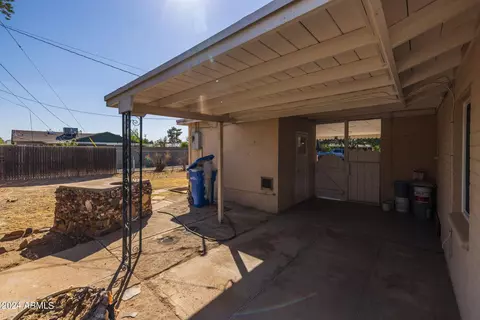 801 Echo Ln, Phoenix, AZ 85020 photo 26