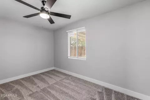 801 Echo Ln, Phoenix, AZ 85020 photo 20
