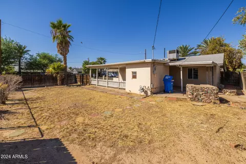 801 Echo Ln, Phoenix, AZ 85020 photo 23